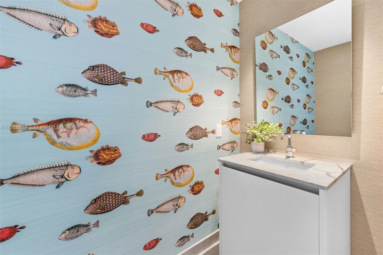 ELYSEE CONDOMINIUM - Residential