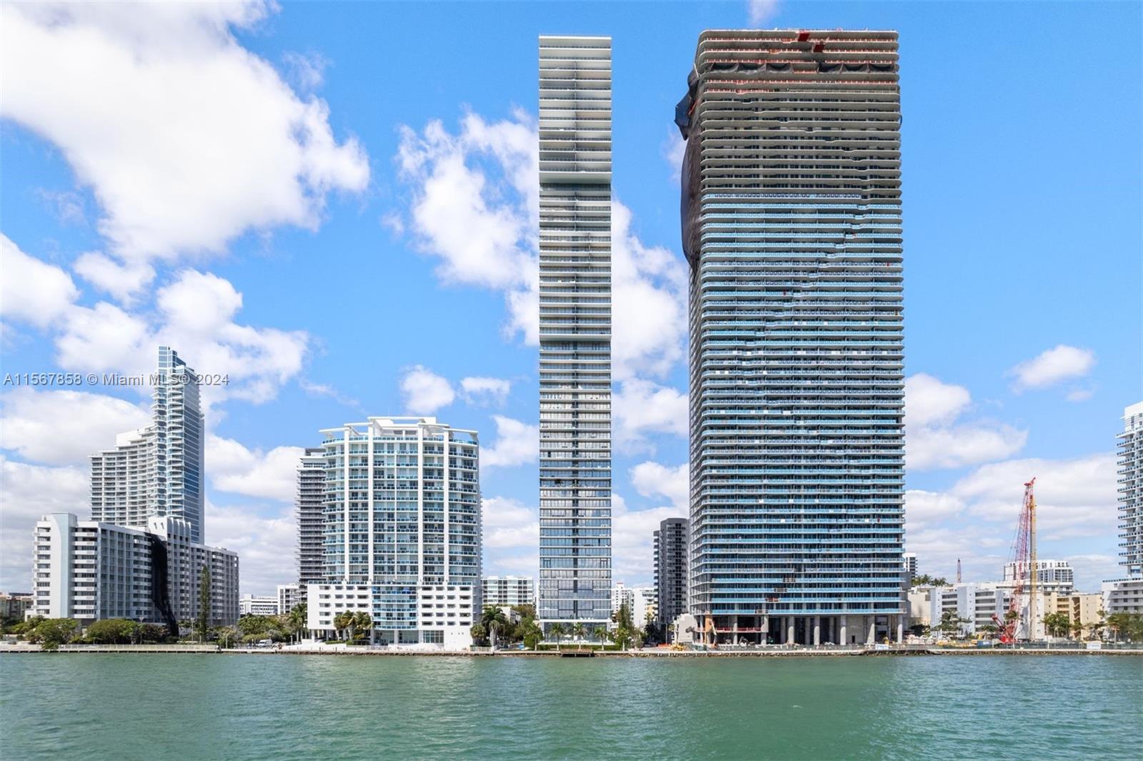 ELYSEE CONDOMINIUM - Residential