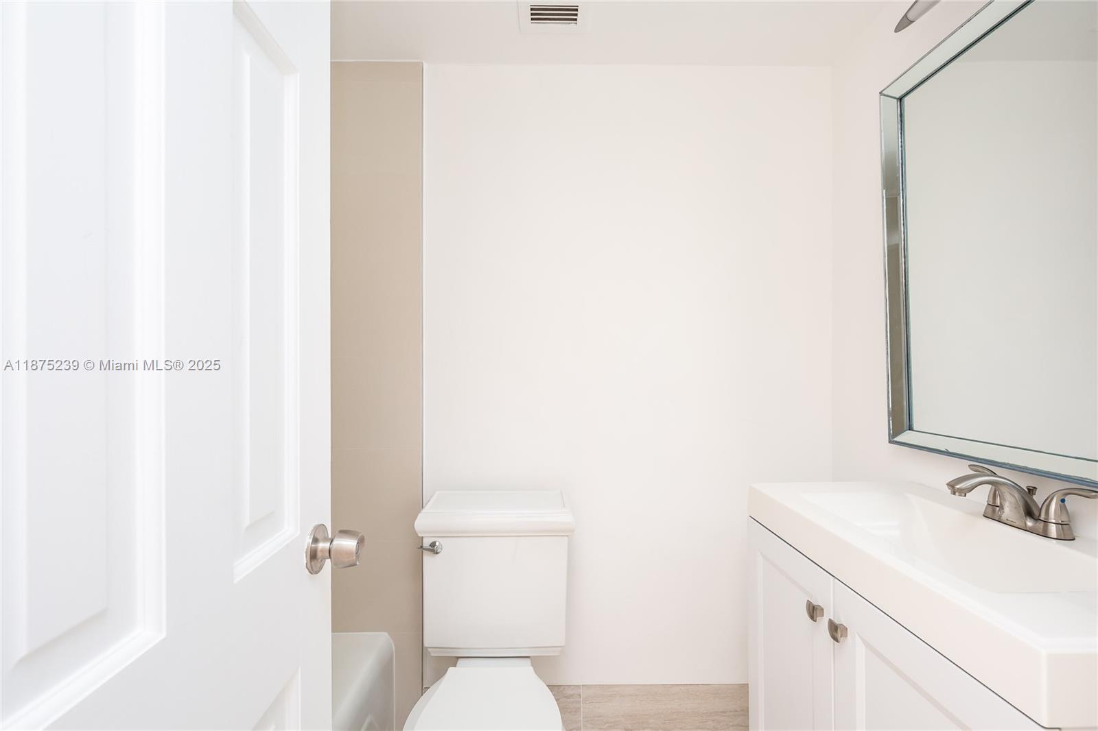 PARKVIEW POINT CONDO - Residential Lease