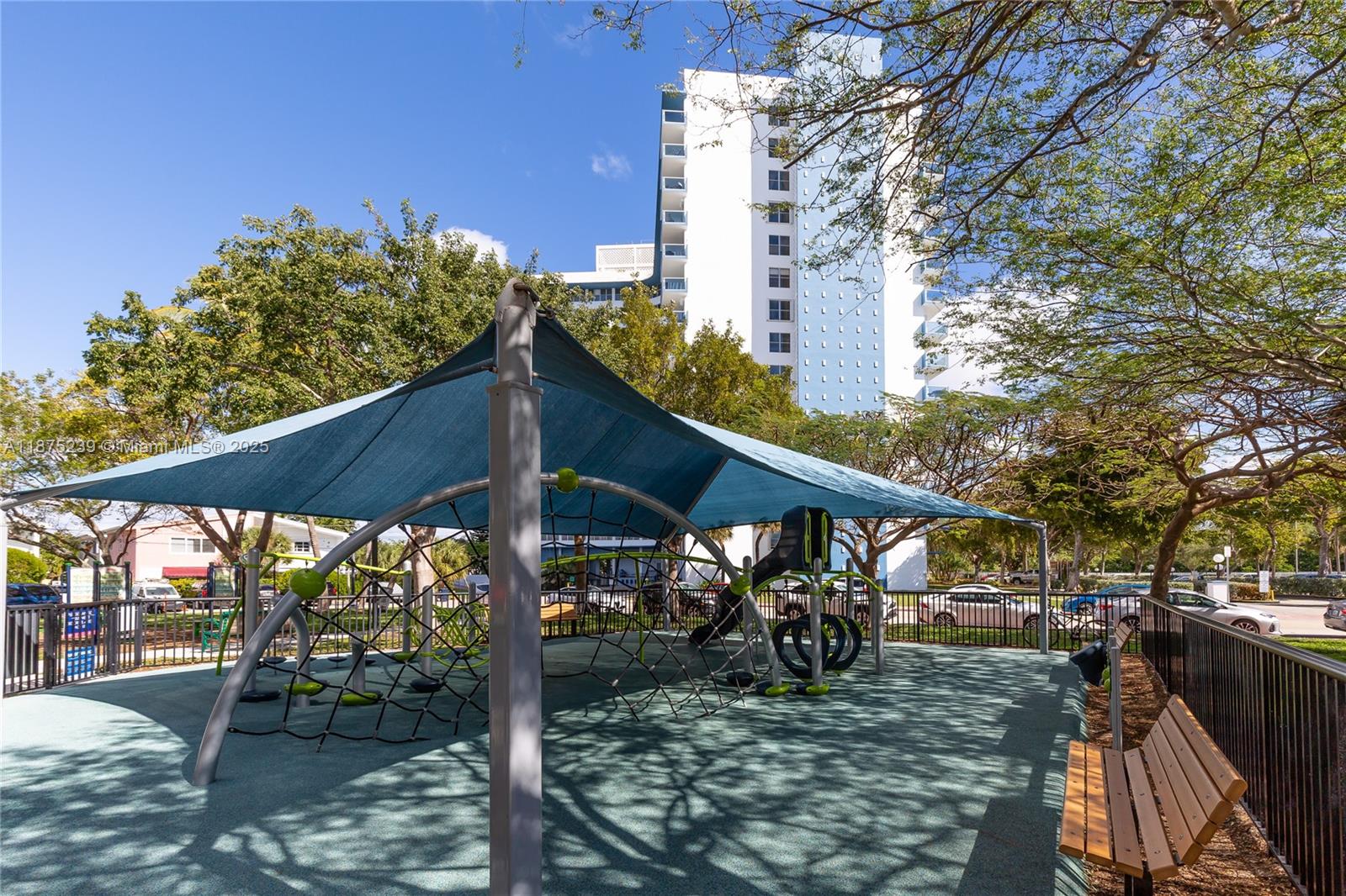 PARKVIEW POINT CONDO - Residential Lease