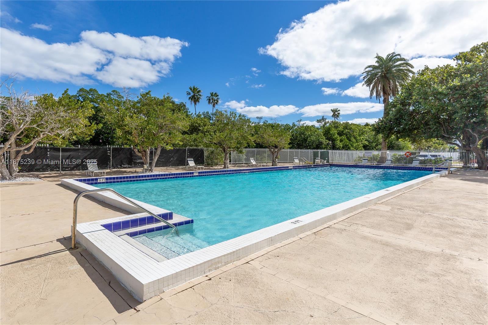 PARKVIEW POINT CONDO - Residential Lease