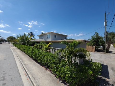 312 N 9th Ave N Lake Worth FL 33460