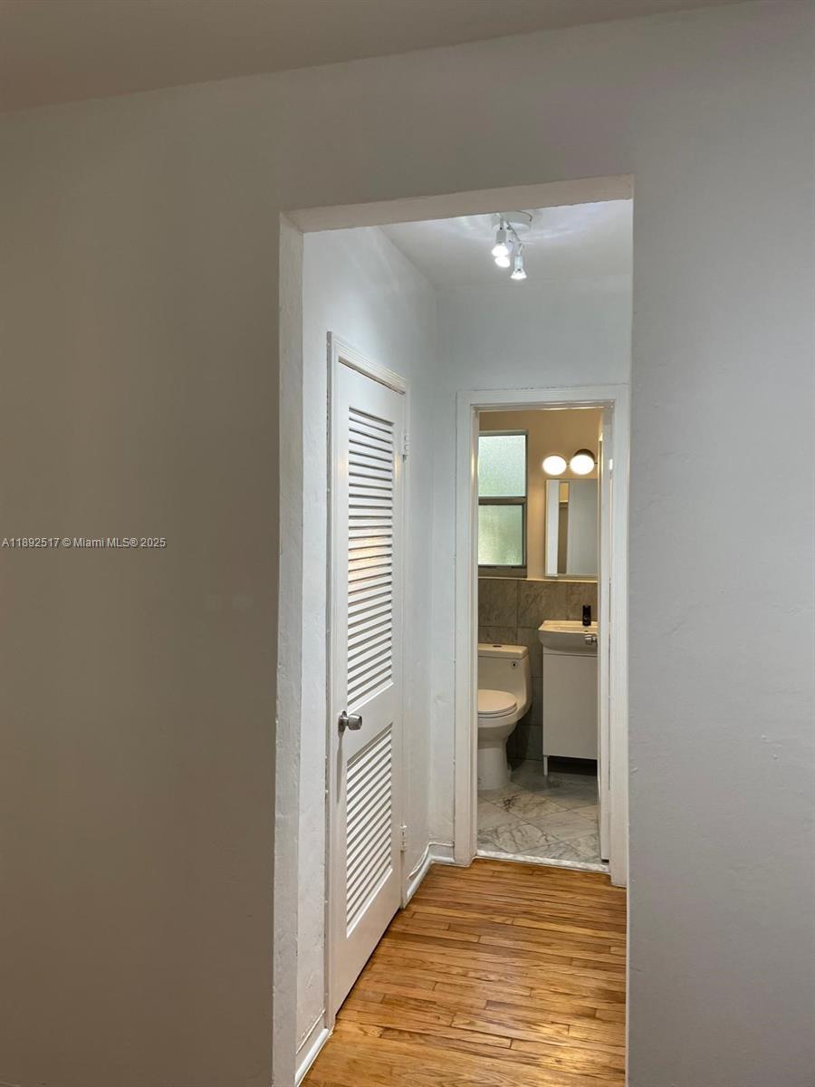 LINCOLN ROAD VILLAS SOUTH - Residential