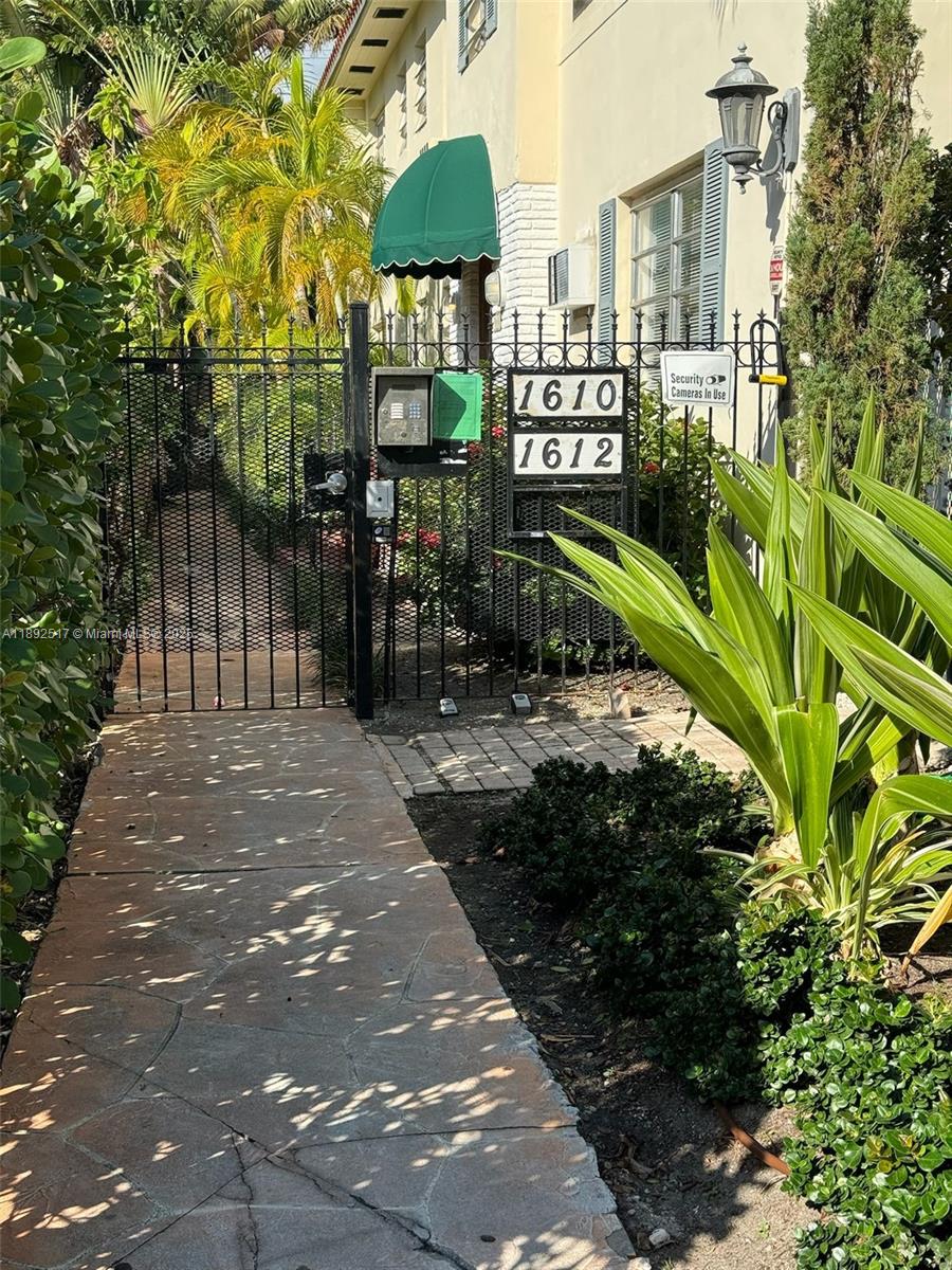 Priced to Sell! Quiet, corner 1 BDRM apt renovated with new BTH, kitchen, ample closets, and new AC units. Apt has large living room with storage closet, separate dining room, and walk-in closet. Steps from Lincoln Road, this apt is a great home in the heart of South Beach or an opportunity to invest in rental property generating >$2.2k in monthly income. Furniture is negotiable.