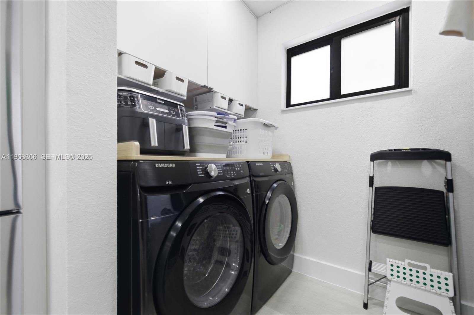 DRIFTWOOD ESTATES NO 3 - Residential