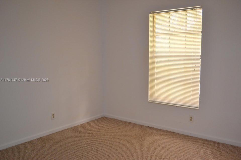 LAKE WINDWOOD CONDO - Residential