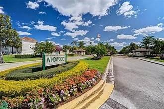 LAKE WINDWOOD CONDO - Residential