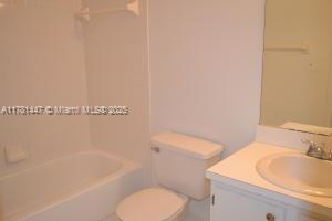 LAKE WINDWOOD CONDO - Residential