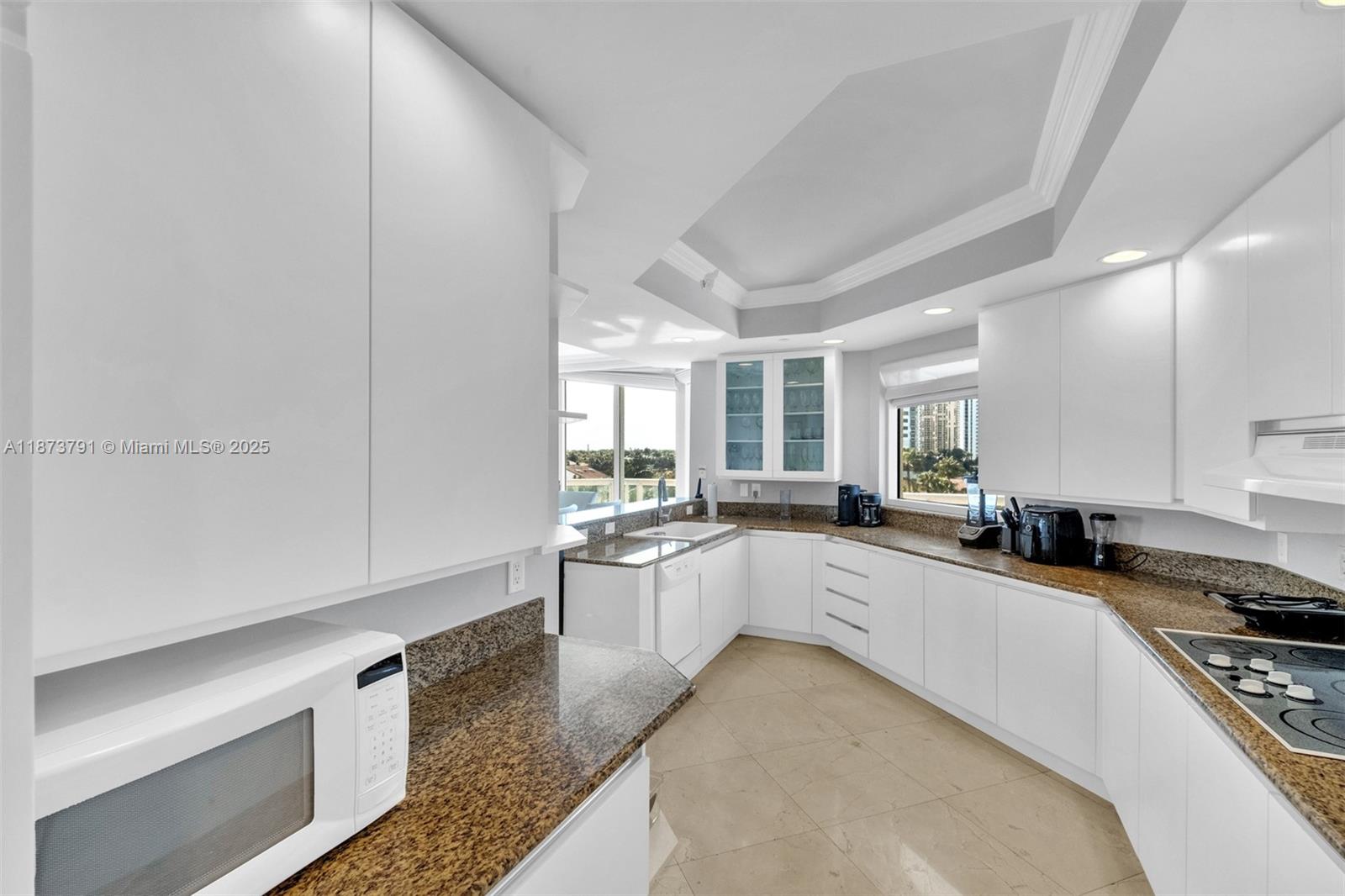 ATLANTIC III AT THE POINT - Residential Lease