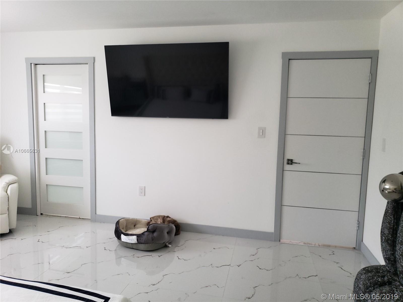 WINSTON PARK UNIT THREE - Residential