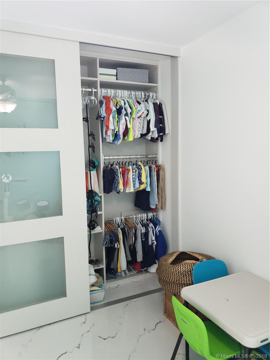 WINSTON PARK UNIT THREE - Residential