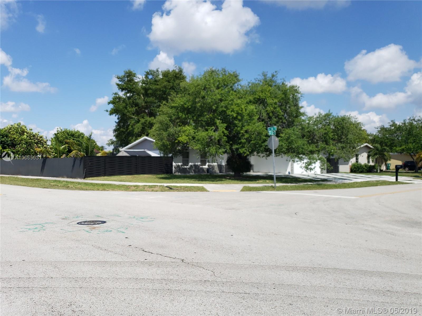 WINSTON PARK UNIT THREE - Residential