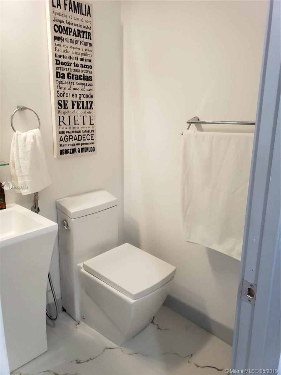 WINSTON PARK UNIT THREE - Residential