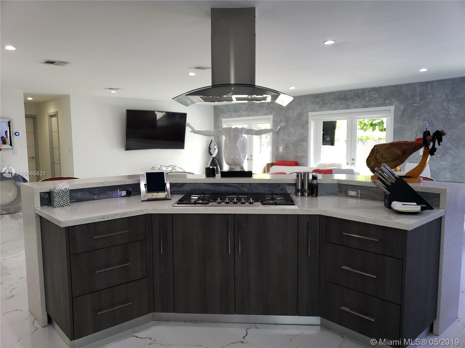 WINSTON PARK UNIT THREE - Residential