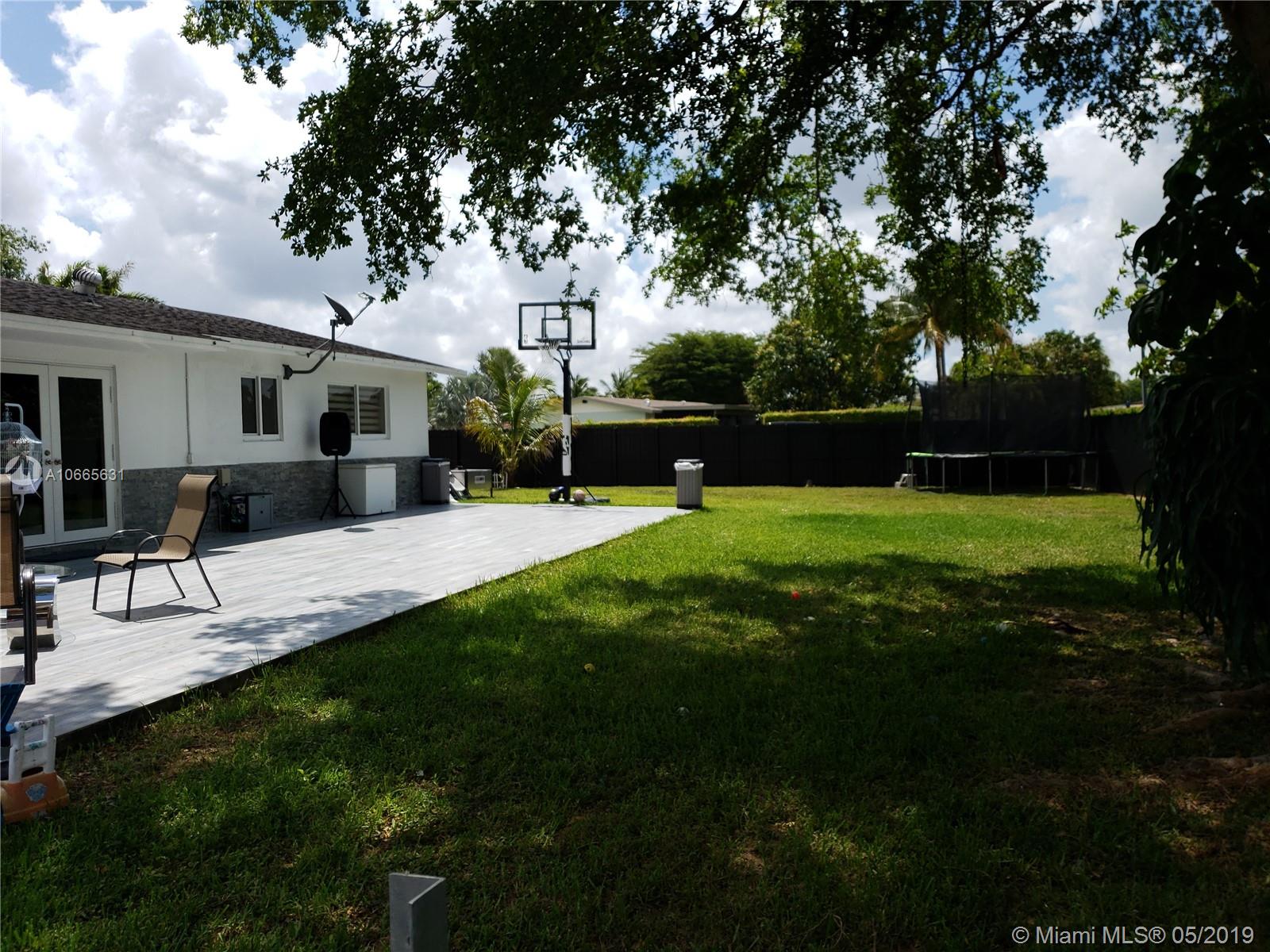 WINSTON PARK UNIT THREE - Residential