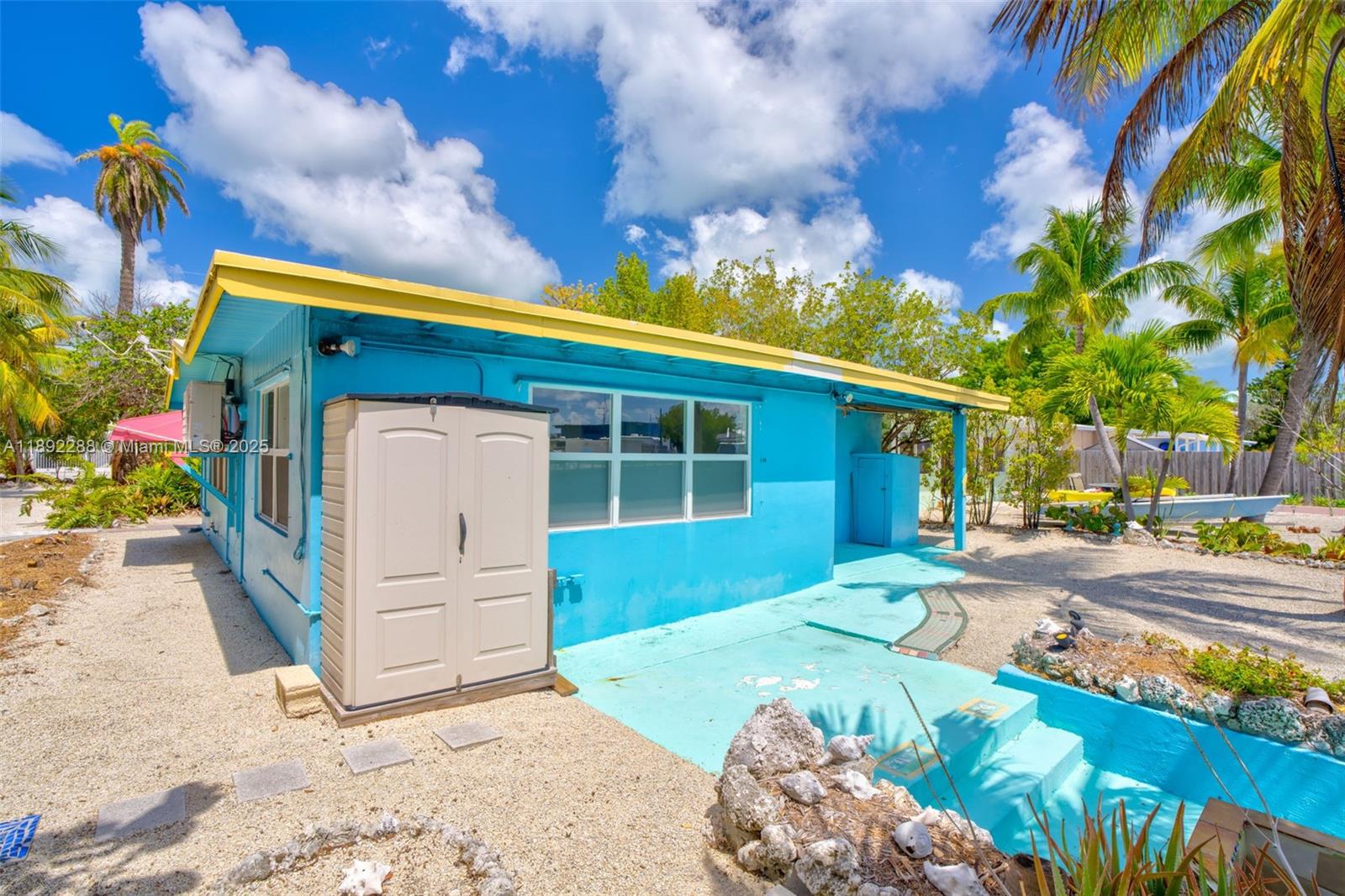 PLANTATION KEY COLONY 1ST - Residential