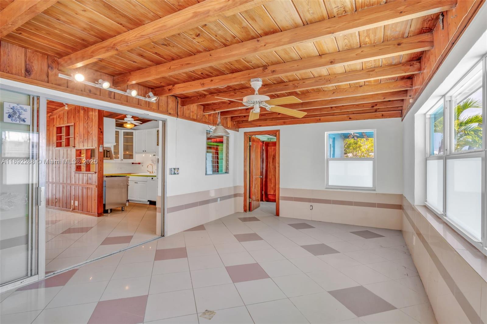 PLANTATION KEY COLONY 1ST - Residential