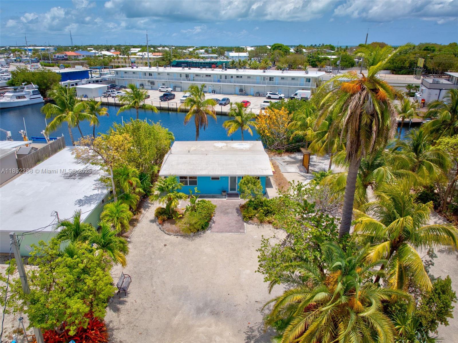 PLANTATION KEY COLONY 1ST - Residential