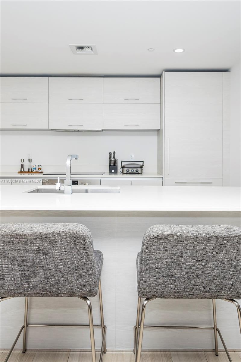 1300 S MIAMI AVENUE CONDO - Residential