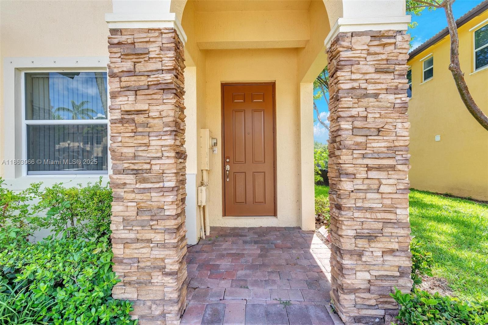 LAKES BY THE BAY EVE REPL - Residential