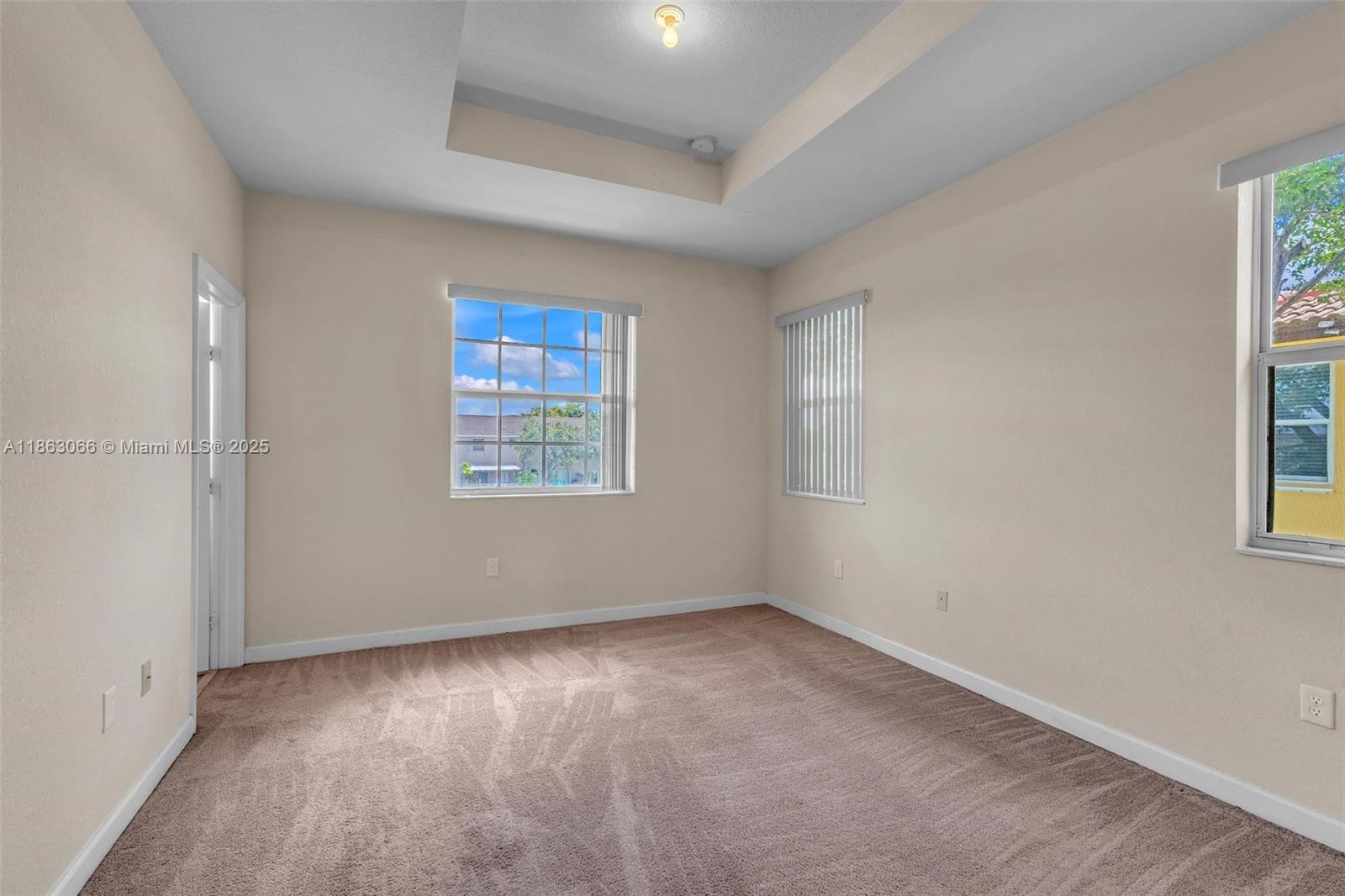 LAKES BY THE BAY EVE REPL - Residential