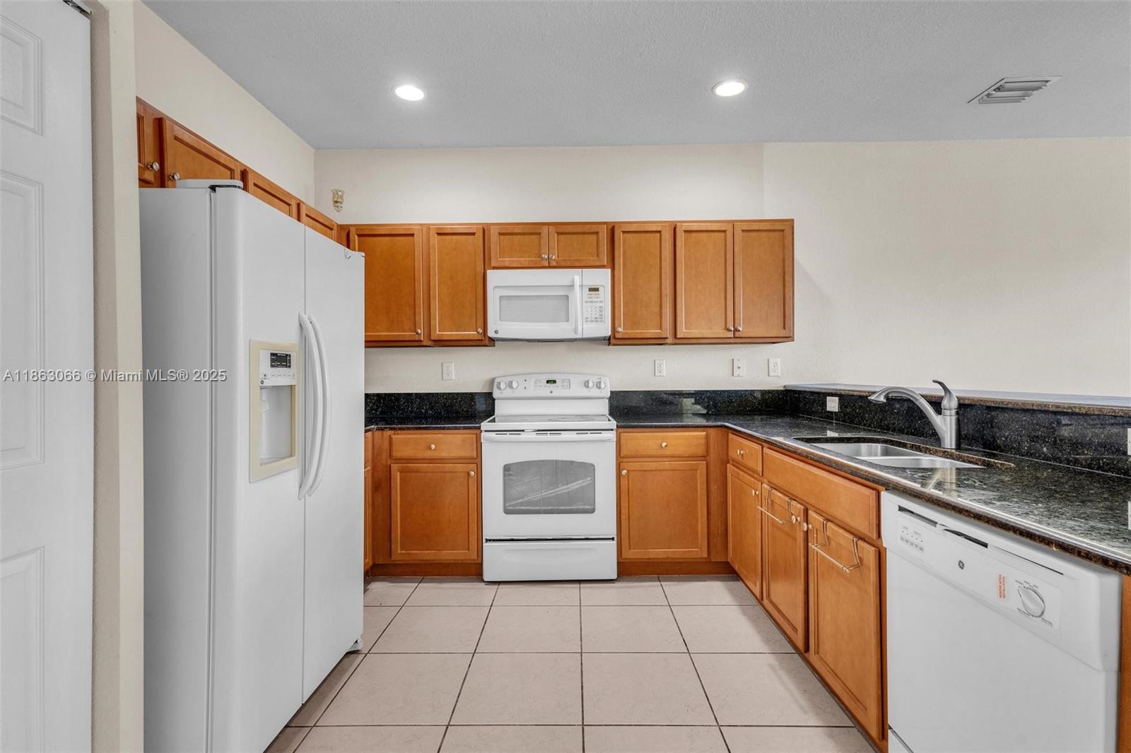 LAKES BY THE BAY EVE REPL - Residential