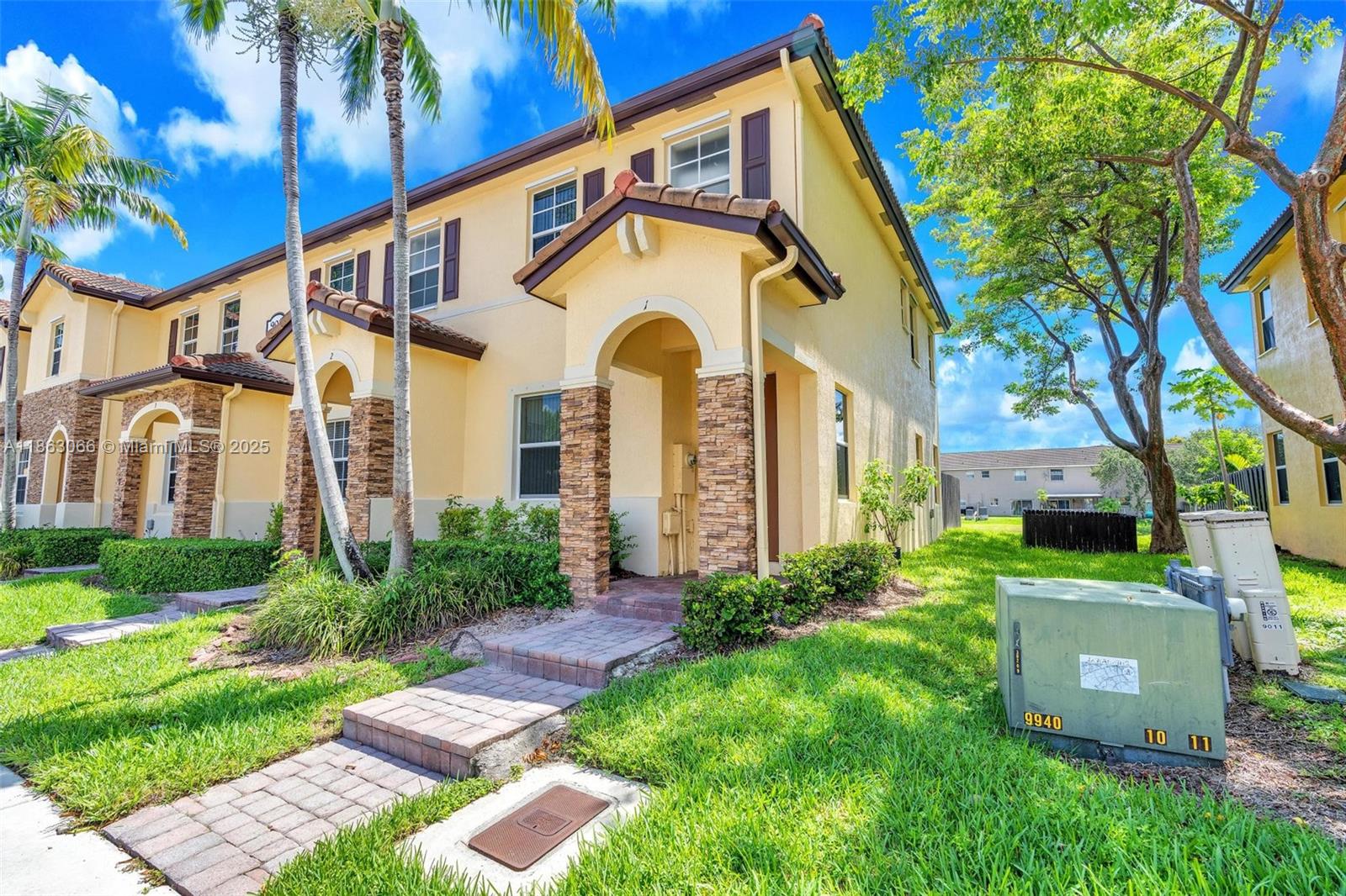 LAKES BY THE BAY EVE REPL - Residential