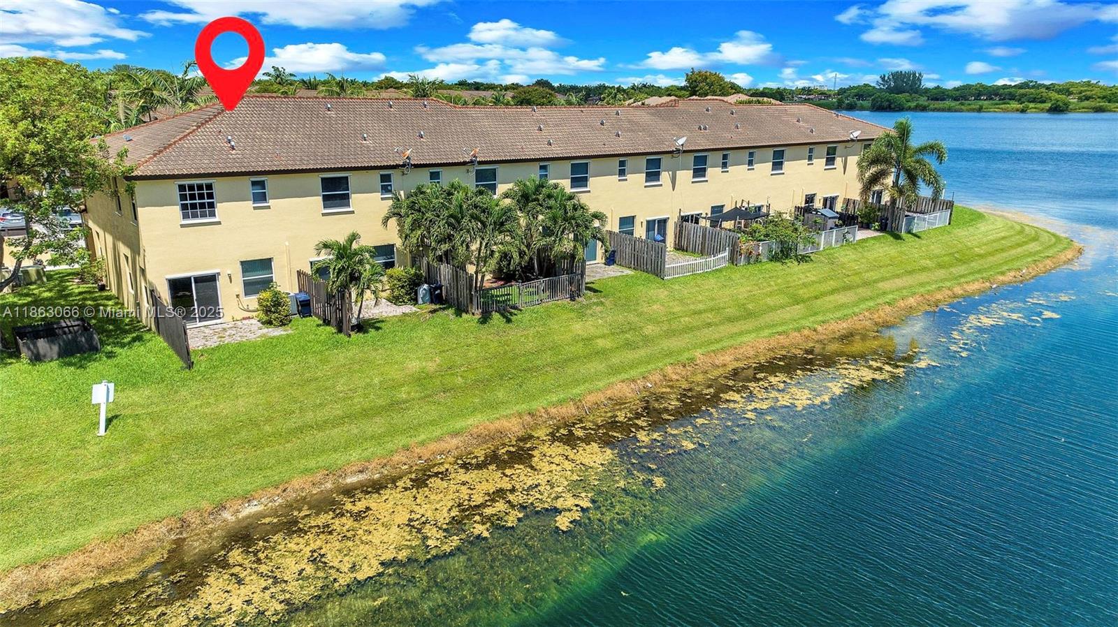 LAKES BY THE BAY EVE REPL - Residential