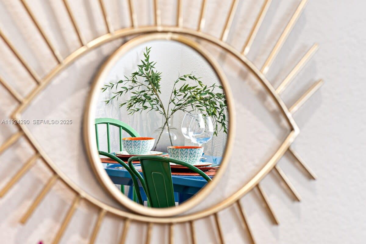 SAILBOAT BEND - Residential Lease