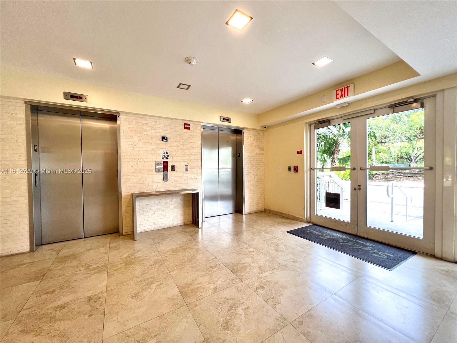 SEYBOLD POINTE CONDO - Residential Lease