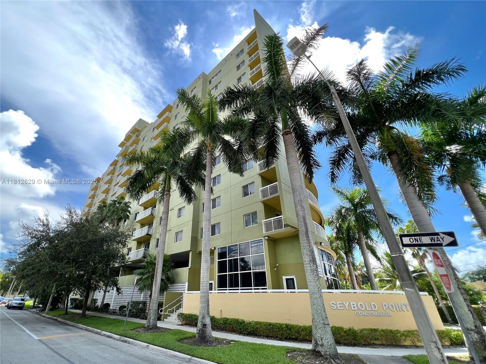816 Nw 11th St 1208, Miami, Broward County, Florida - 2 Bedrooms  
2 Bathrooms - 