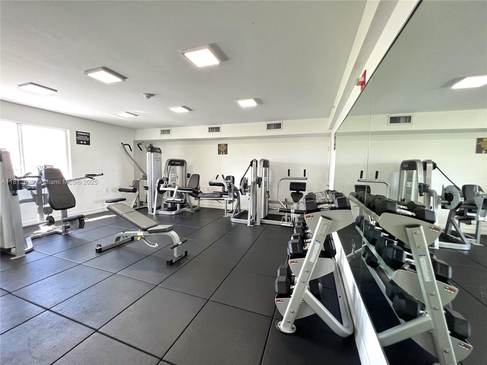 SEYBOLD POINTE CONDO - Residential Lease