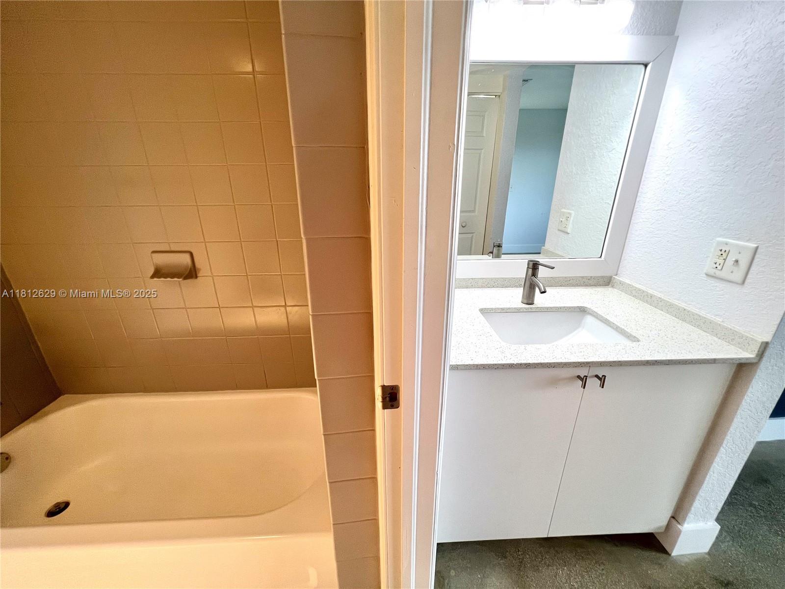 SEYBOLD POINTE CONDO - Residential Lease