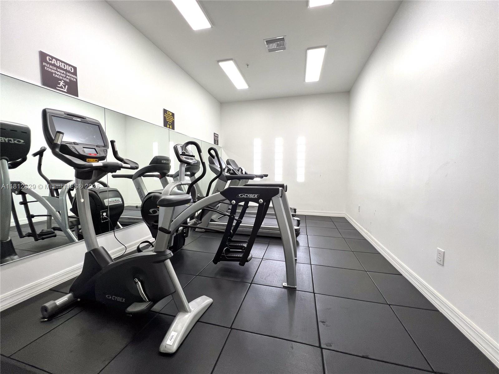 SEYBOLD POINTE CONDO - Residential Lease