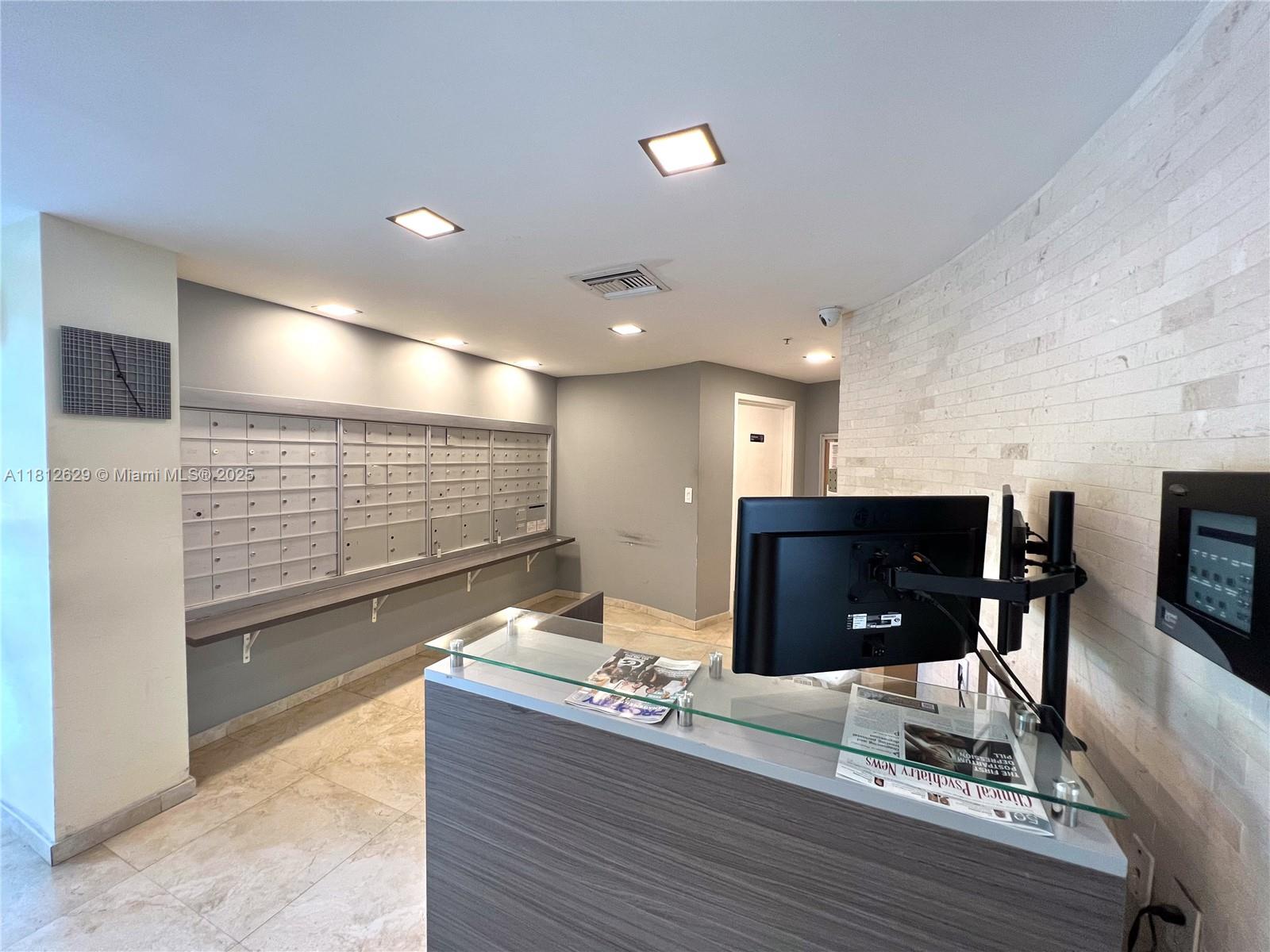 SEYBOLD POINTE CONDO - Residential Lease