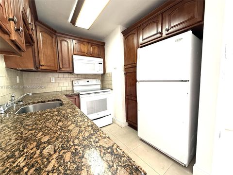 495 NW 72nd Ave 211 Miami FL 33126