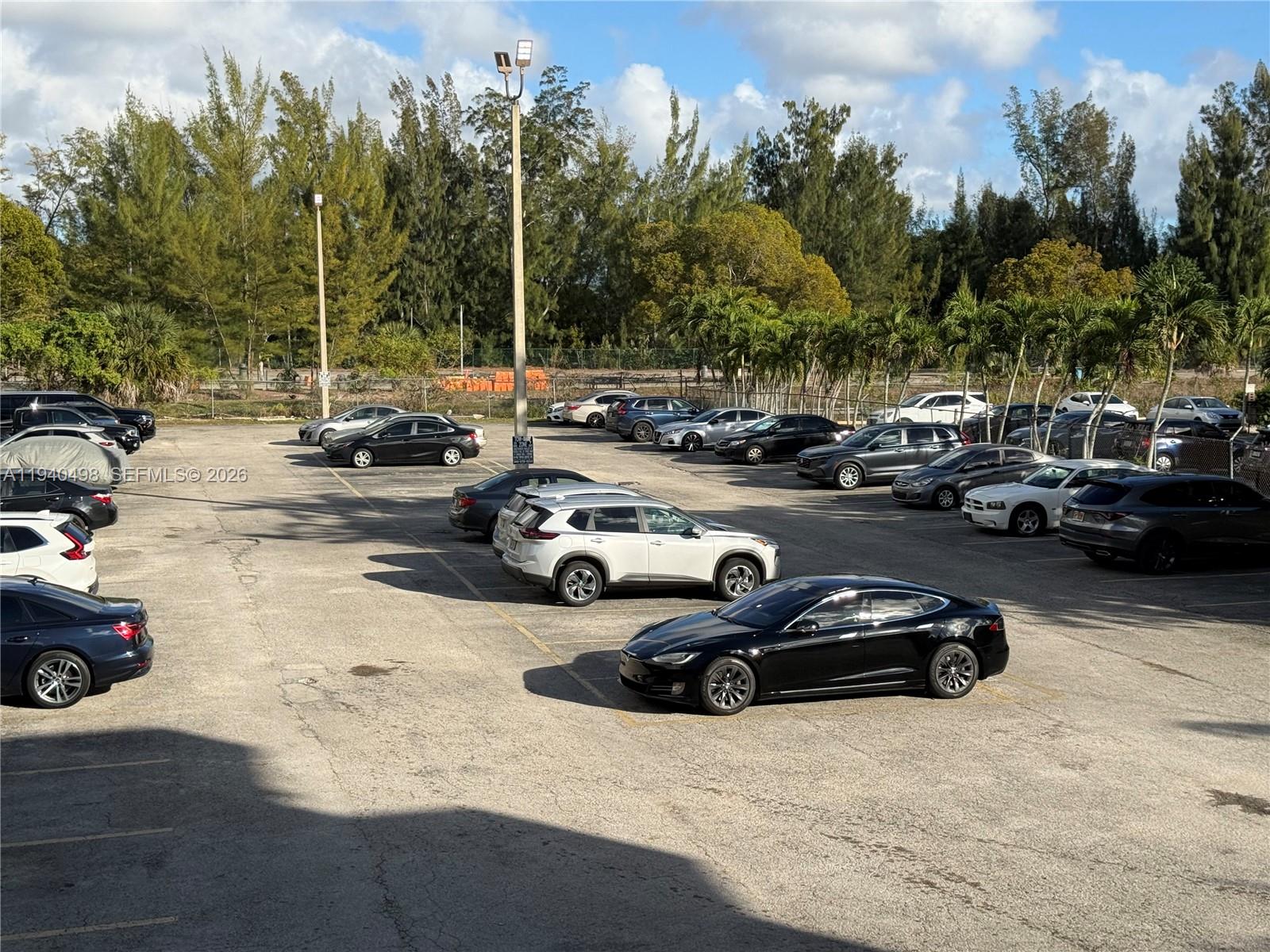 MIAMI PARADISE CONDO - Residential Lease