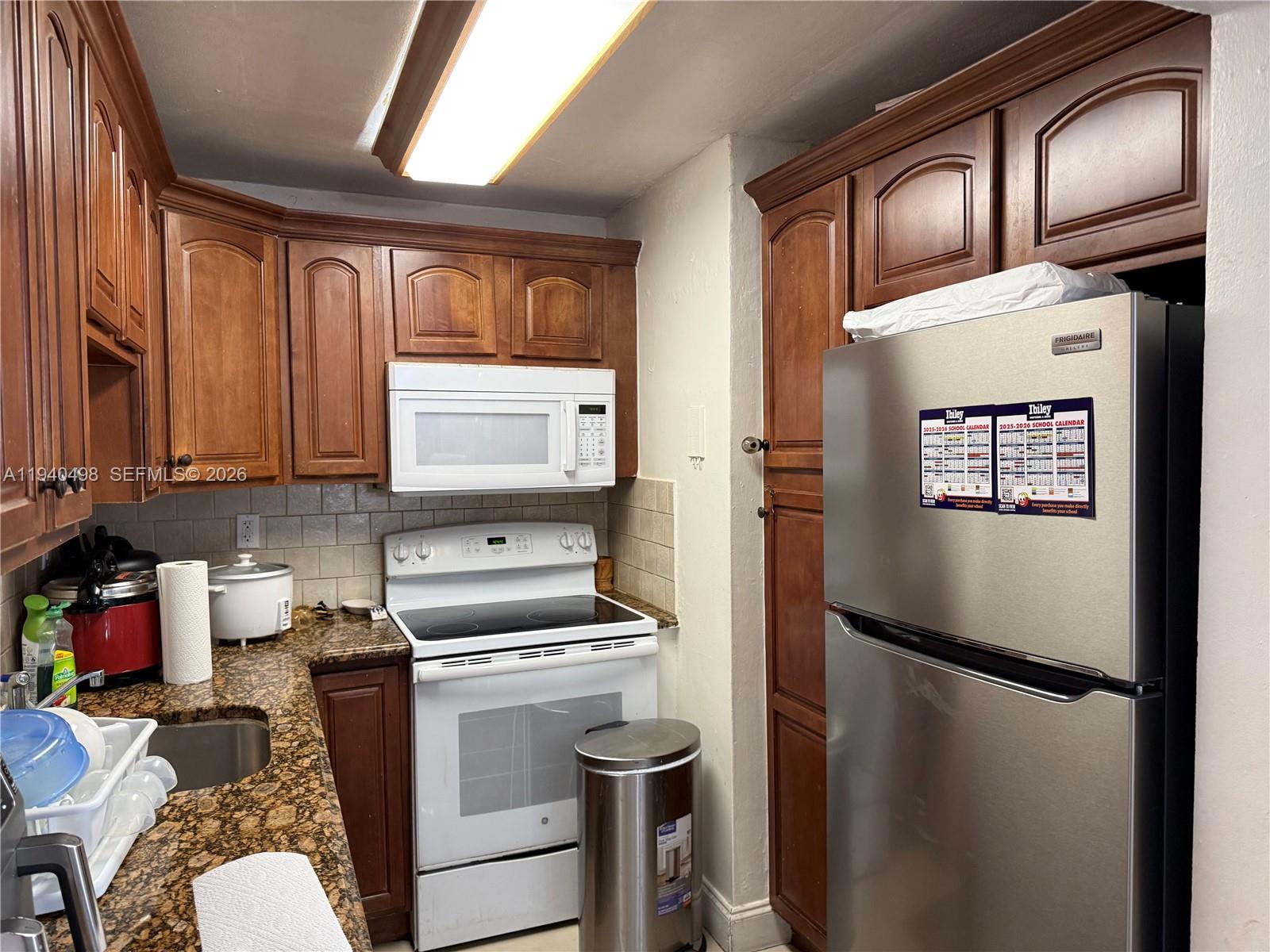 MIAMI PARADISE CONDO - Residential Lease