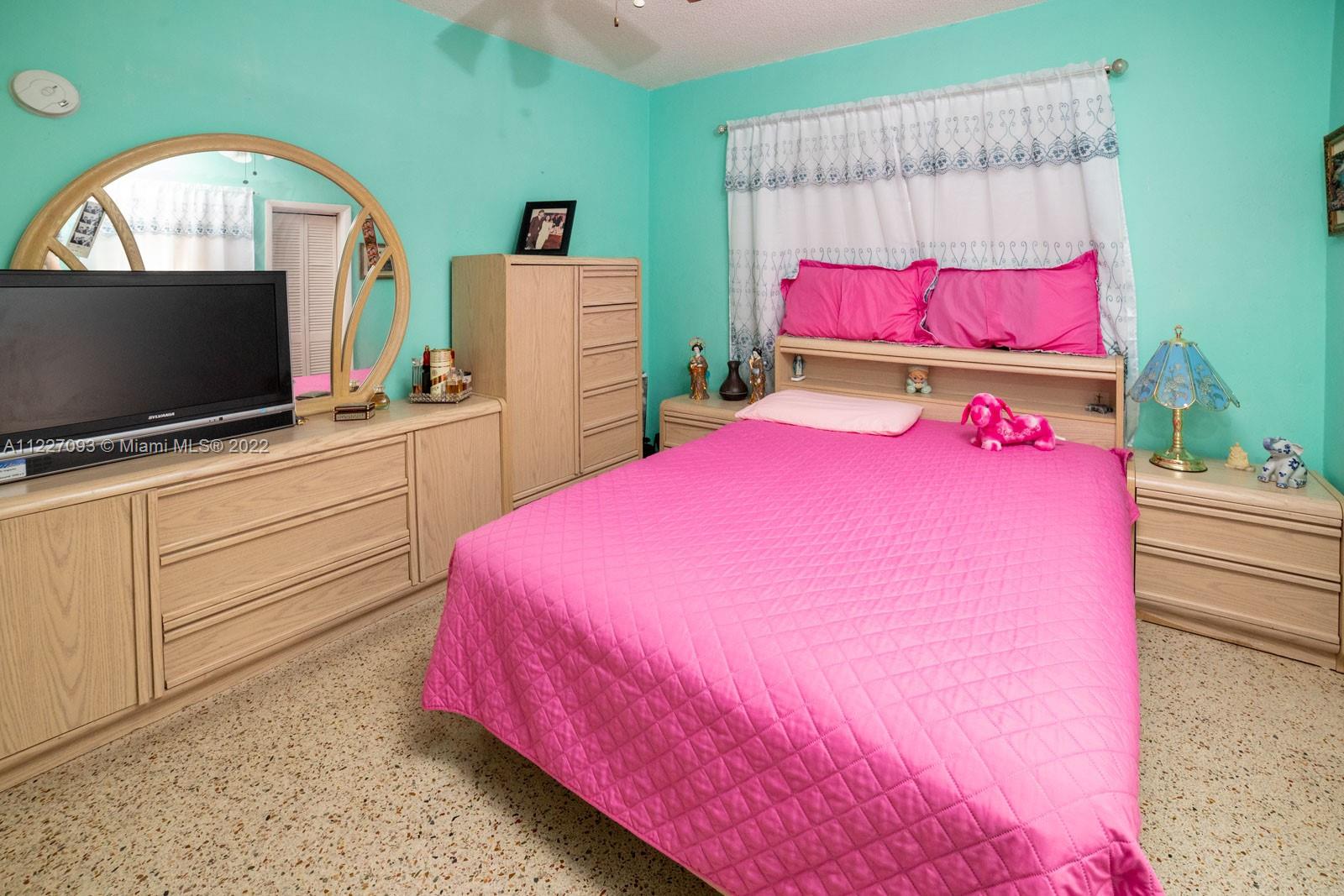 HIALEAH 7TH ADDN - Residential Income