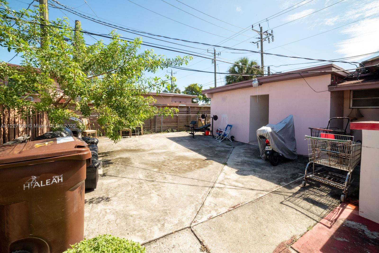 HIALEAH 7TH ADDN - Residential Income