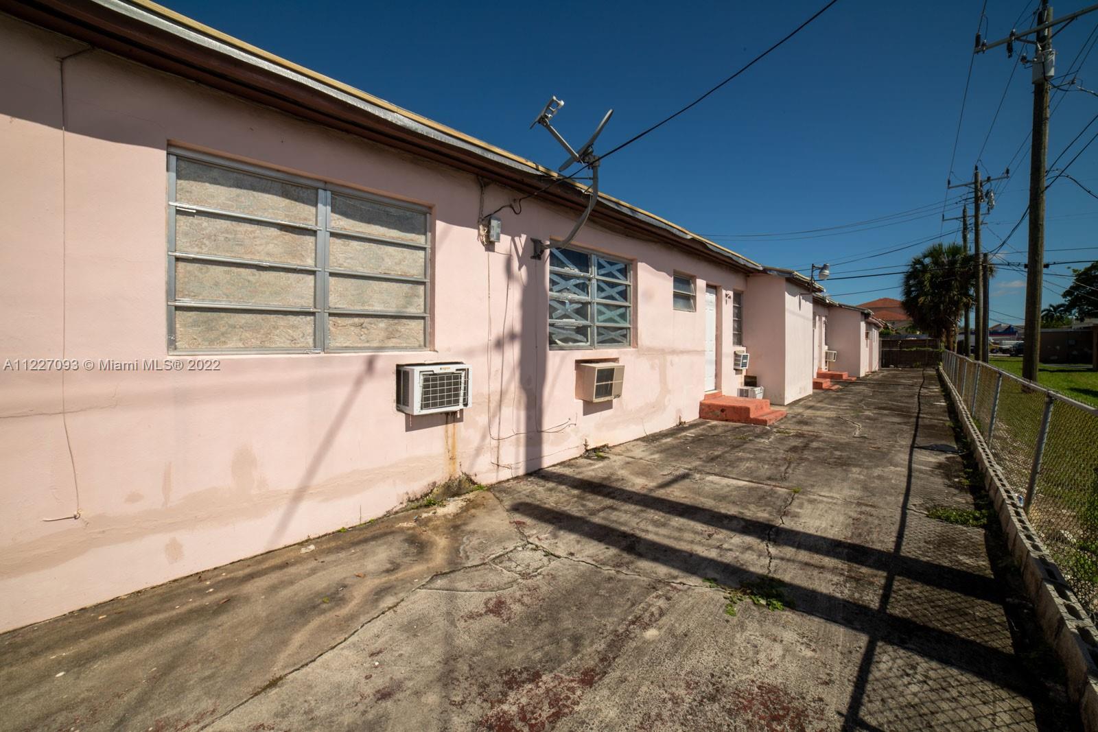 HIALEAH 7TH ADDN - Residential Income