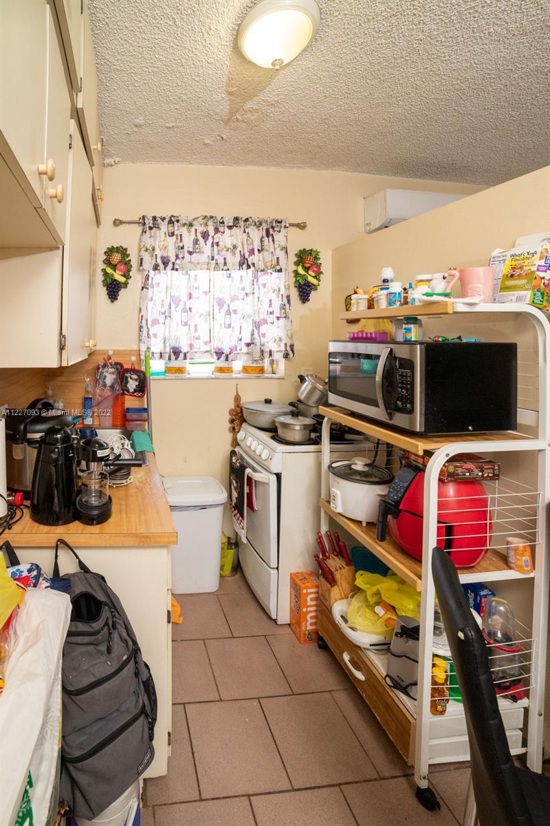 HIALEAH 7TH ADDN - Residential Income