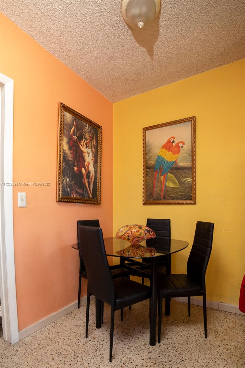 HIALEAH 7TH ADDN - Residential Income