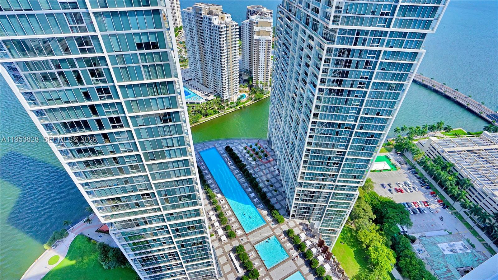 ICON BRICKELL NO TWO - Residential