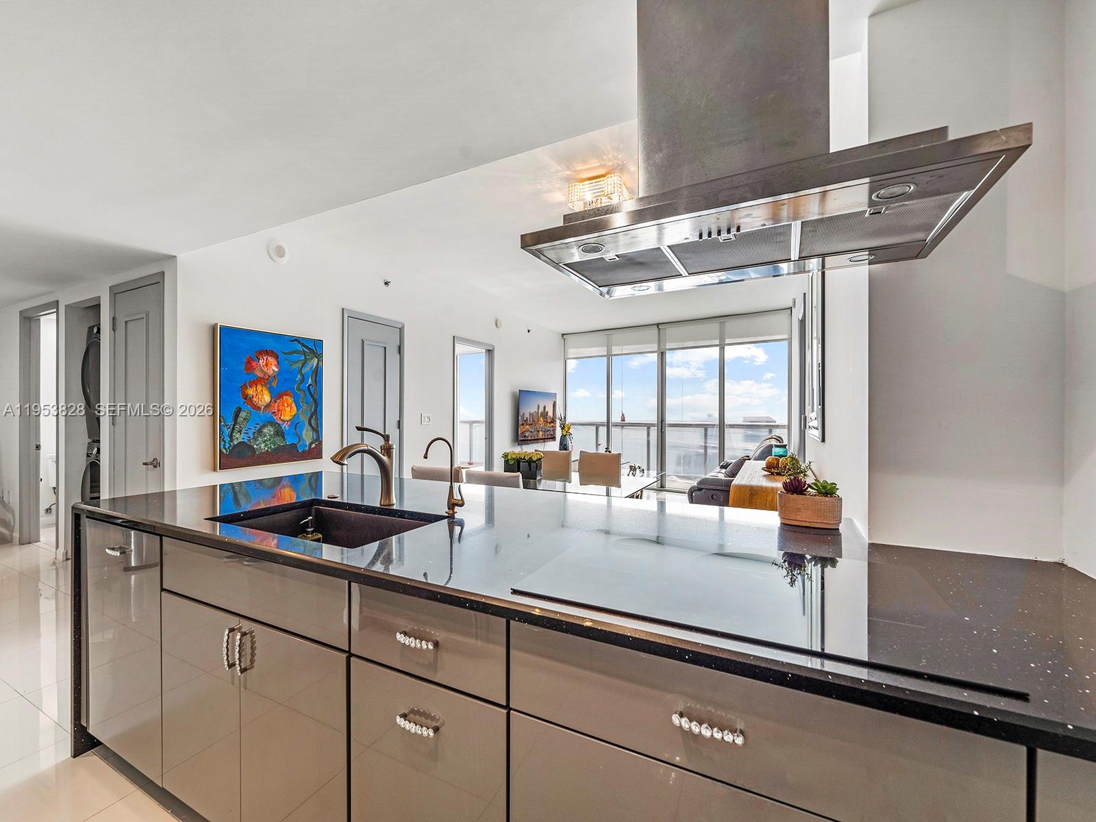 ICON BRICKELL NO TWO - Residential