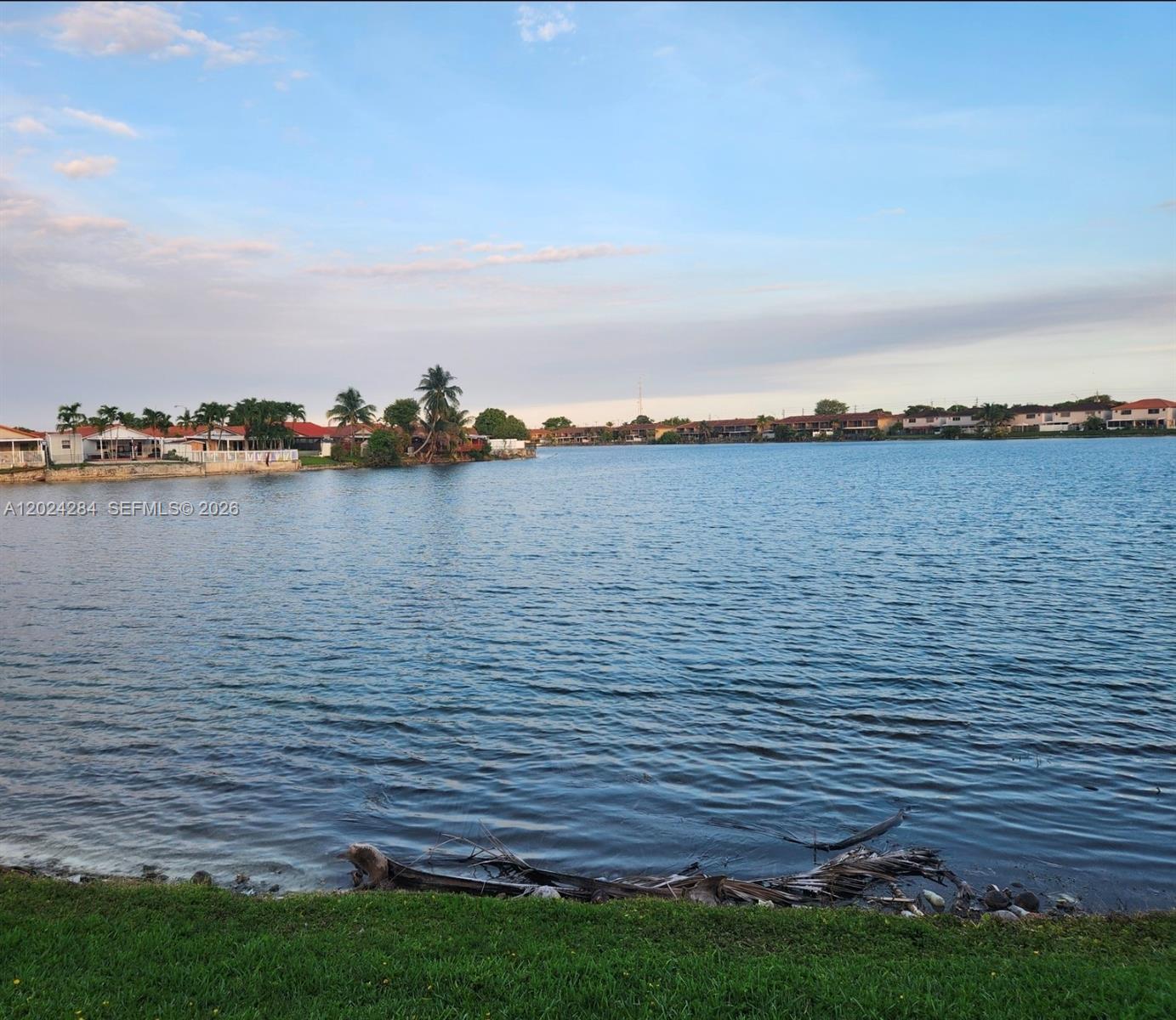 LAGO GRANDE CONDO THREE C - Residential