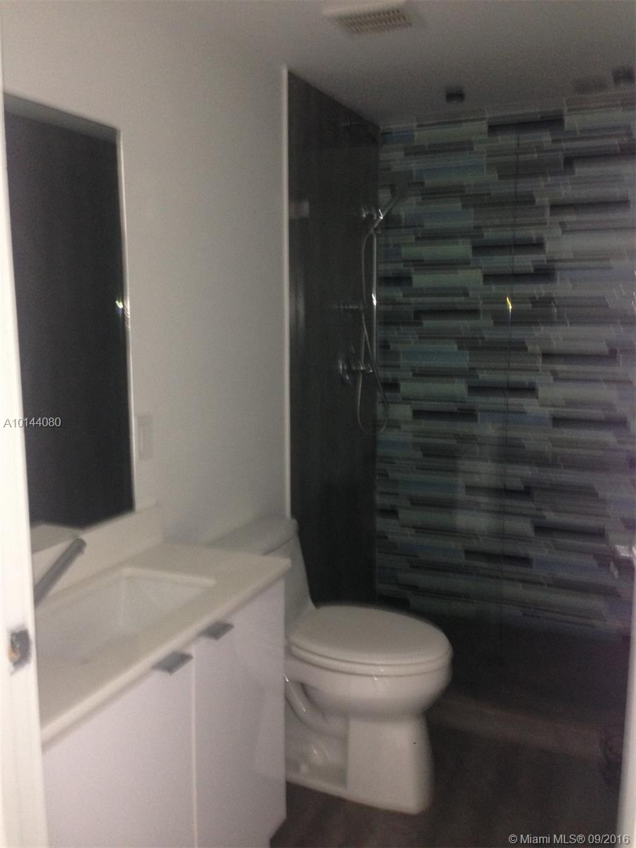 ELISA condo - Residential Lease