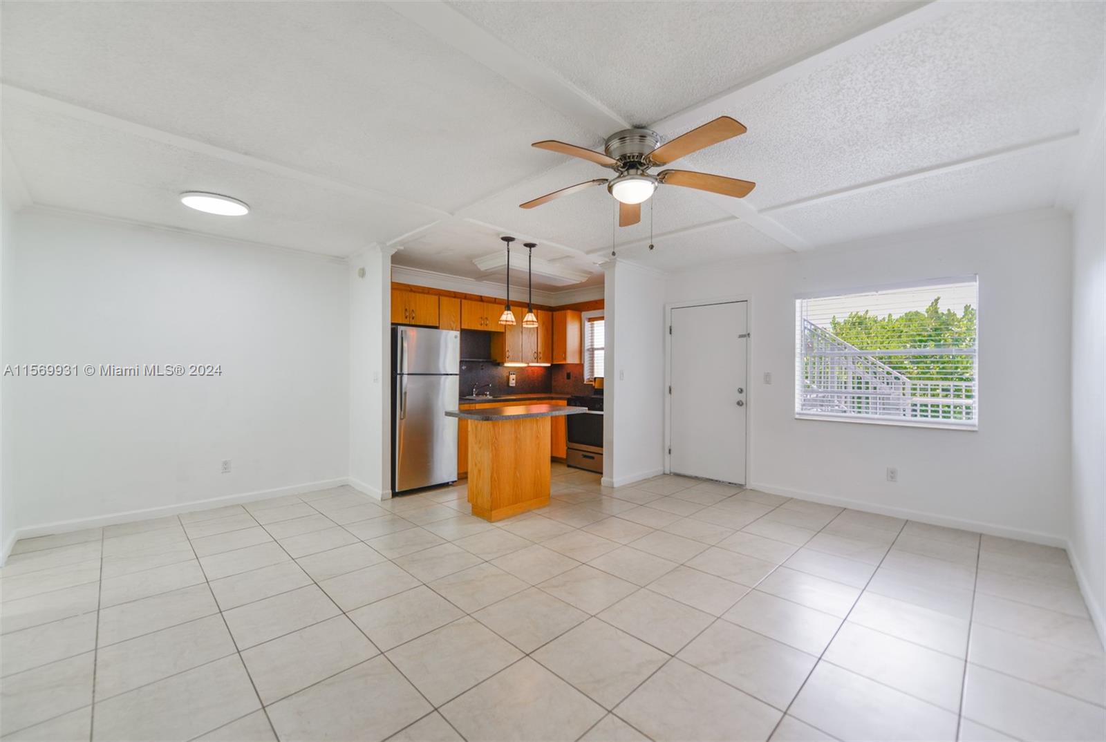 PARADISE AT SUNSET CONDO - Residential