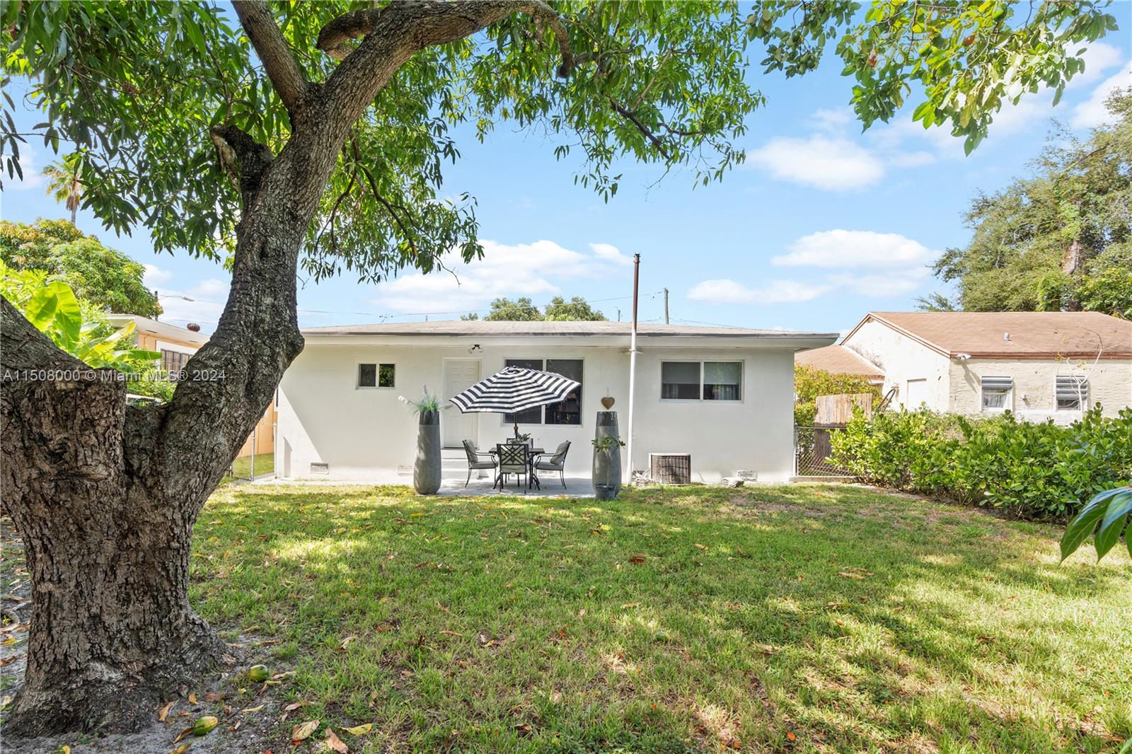 COLUMBIA PARK CORR PL - Residential