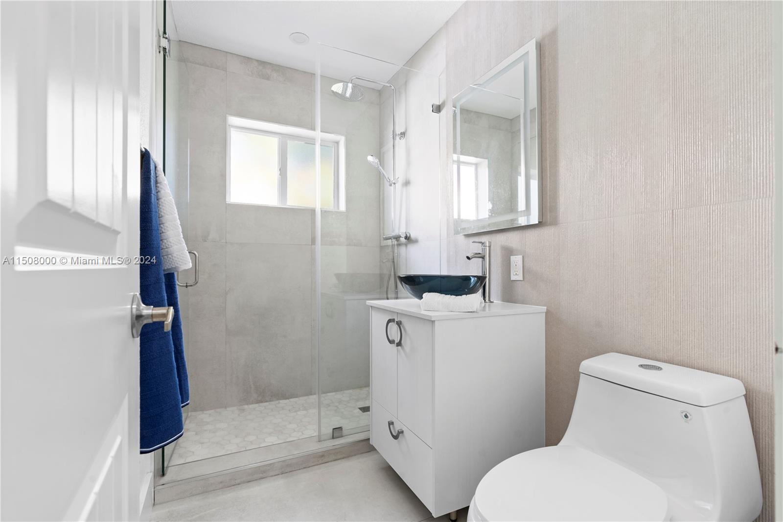 COLUMBIA PARK CORR PL - Residential